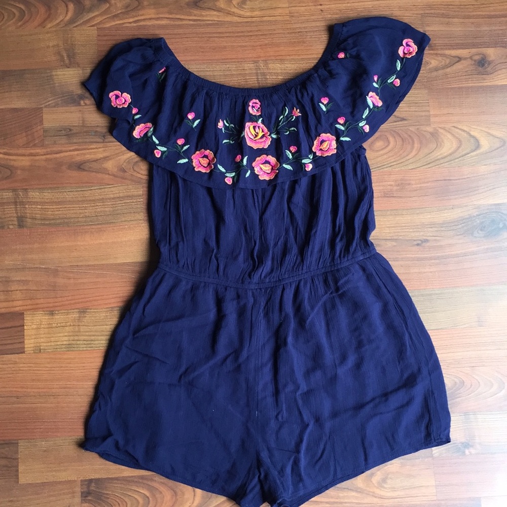 Women’s outfit New without tag